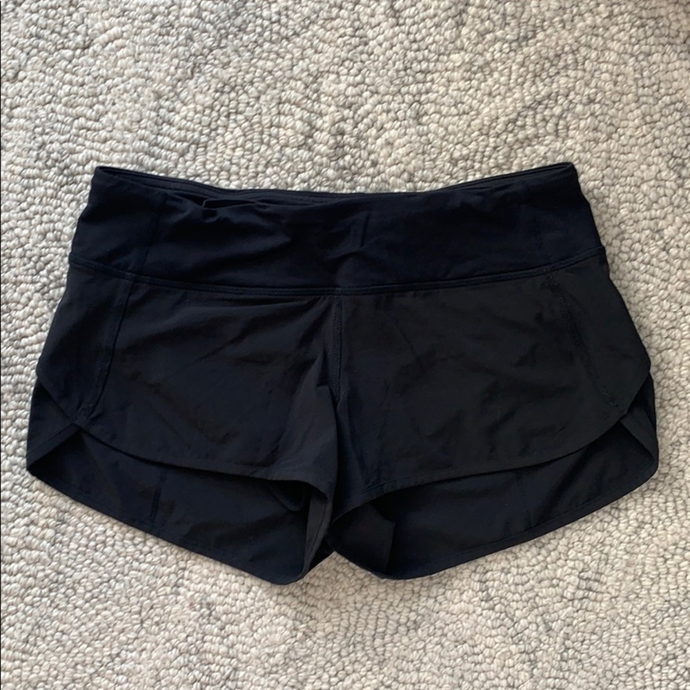 Like New! Lululemon Shorts (Size 4)